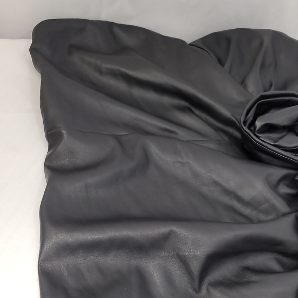 Express Black Asymmetrical Ruffled Sheath Dress - Picture 7 of 11